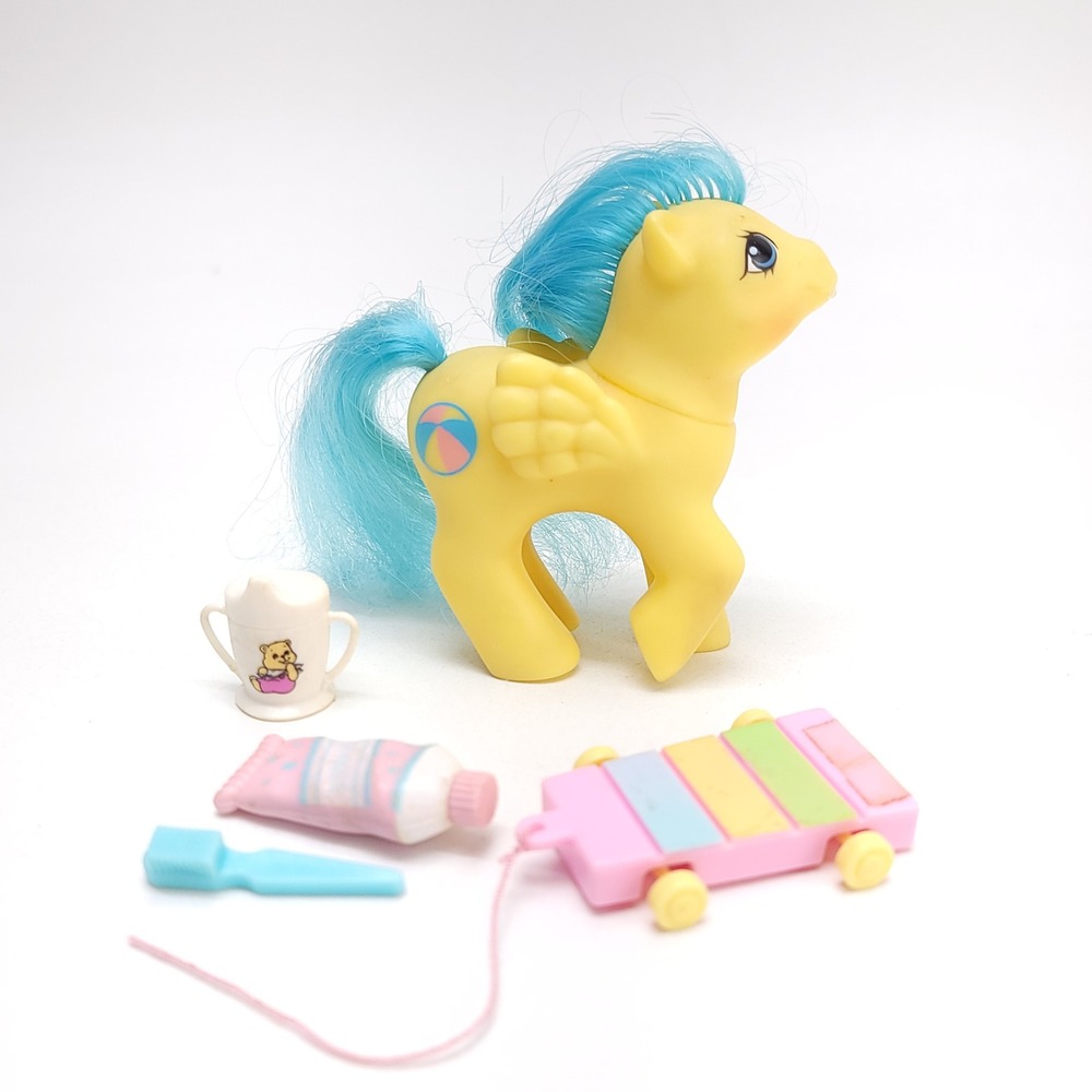 Vintage 1987 Hasbro My Little Pony G1 Baby Beach Ball Pegasus with‎ Accessories